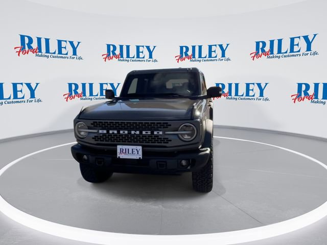 New 2025 Ford Bronco Badlands image 3