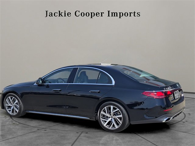 Certified 2025 Mercedes-Benz E 350 4MATIC Sedan image 3