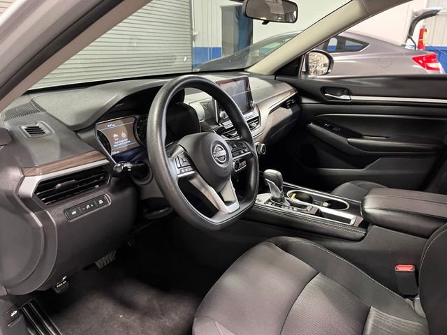 Used 2023 Nissan Altima 2.5 SV image 22