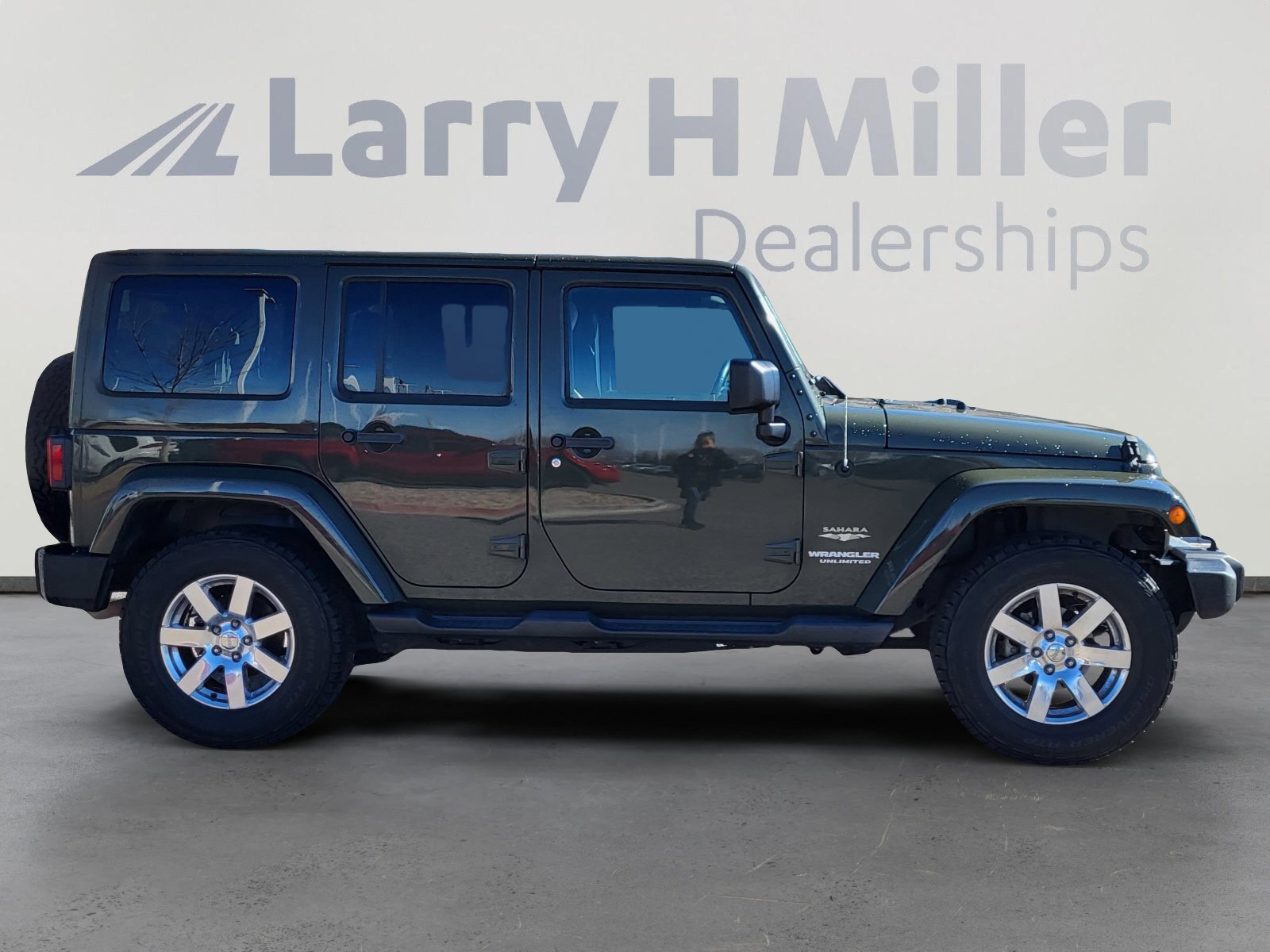 Used 2024 Jeep Wrangler Unlimited Rubicon 4xe image 6