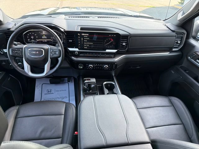 Used 2023 GMC Sierra 1500 SLT w/ SLT Premium Package AWD/4WD image 18