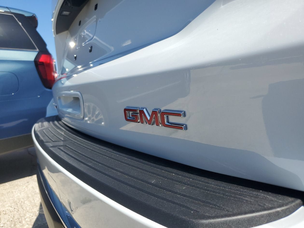 New 2026 GMC Yukon XL Denali RWD image 7