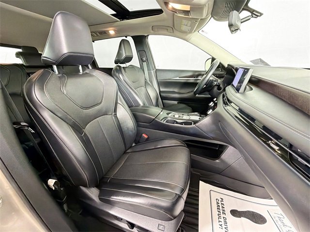 Used 2022 INFINITI QX60 Sensory image 28