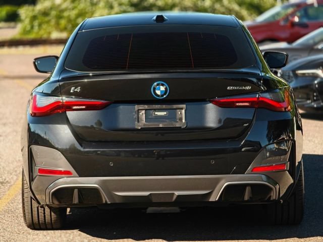 Used 2023 BMW i4 eDrive40 w/ M Sport Package RWD image 9