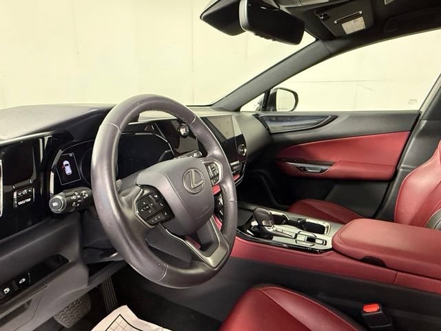Used 2023 Lexus NX 250 FWD w/ Towing Package (2000 Lbs) image 18