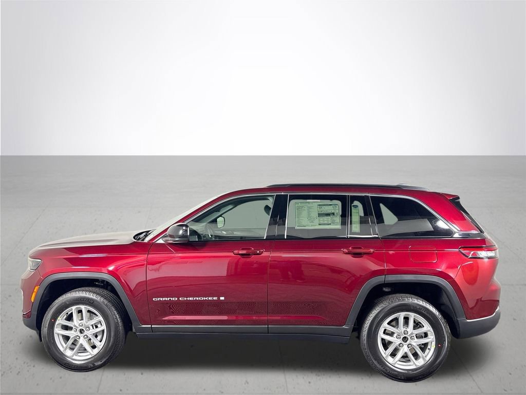 New 2026 Jeep Grand Cherokee Laredo AWD/4WD image 9