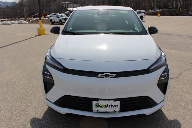 New 2027 Chevrolet Bolt LT image 2