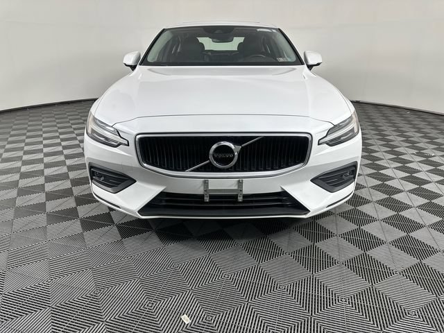 Used 2021 Volvo S60 T6 Momentum AWD/4WD image 13