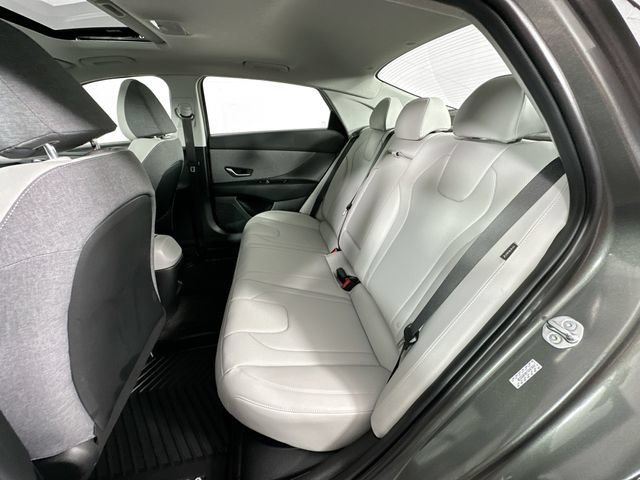 Used 2024 Hyundai Elantra Limited FWD image 28