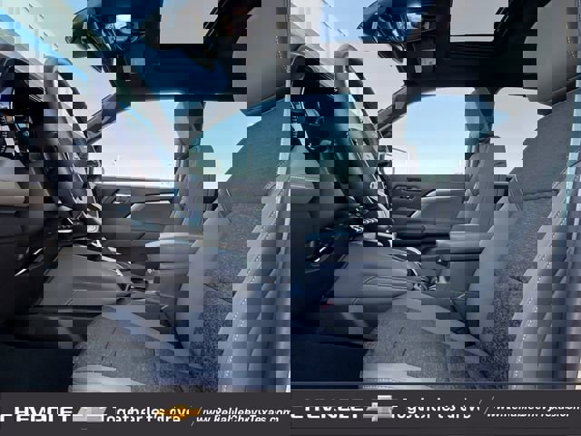 Certified 2024 Chevrolet Colorado ZR2 w/ Technology Package image 31