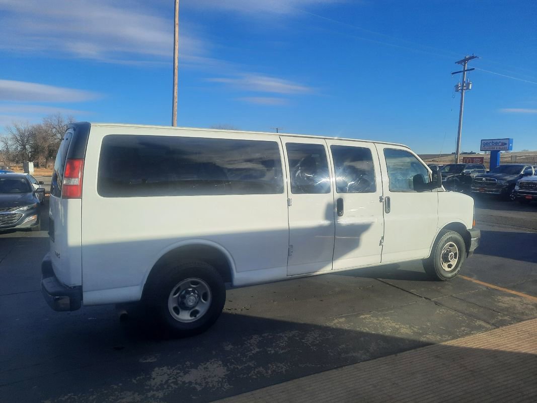 Used 2018 GMC Savana 3500 LT w/ LT Preferred Equipment Group RWD image 4