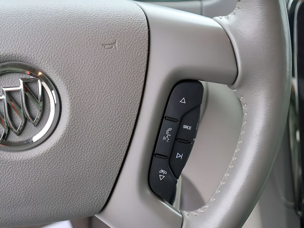 Used 2016 Buick Enclave Leather AWD/4WD image 32