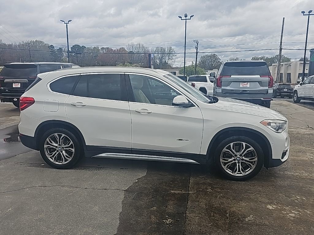 Used 2017 BMW X1 xDrive28i image 2