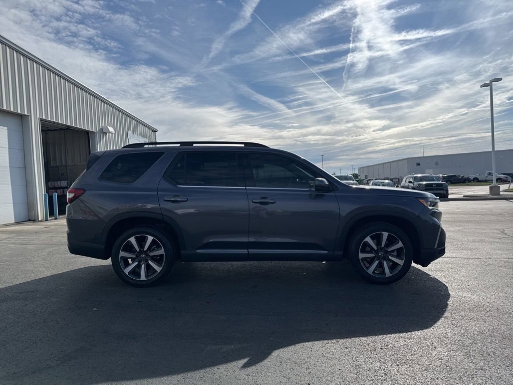 Certified 2023 Honda Pilot Touring image 8