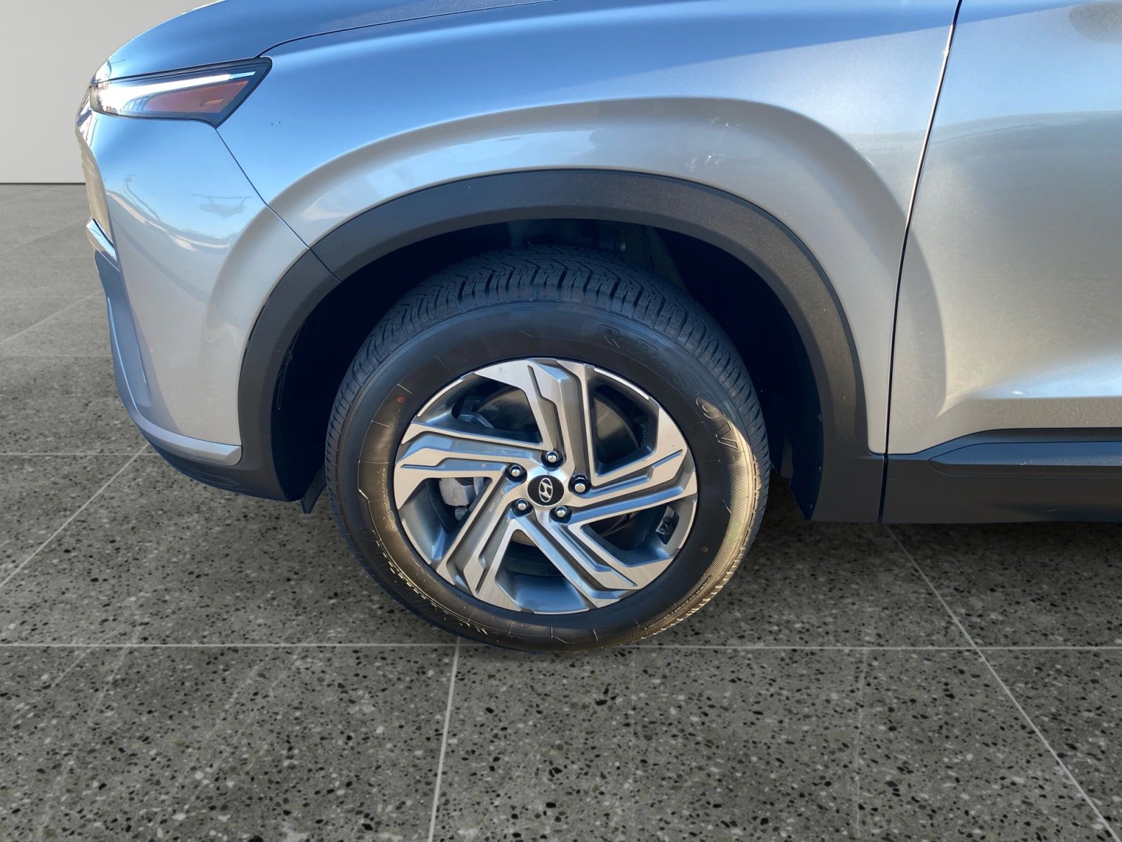 Used 2023 Hyundai Santa Fe SEL AWD/4WD image 14