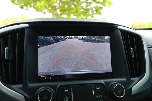 Used 2021 GMC Terrain SLT w/ LPO, Bright Accent Package FWD image 18