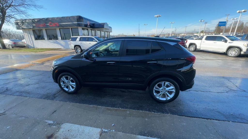 Certified 2022 Buick Encore GX Preferred w/ Cold Weather Comfort Package image 5