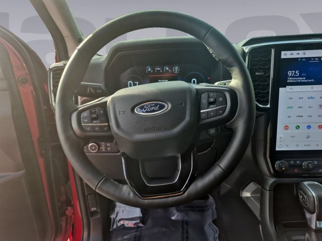 Used 2025 Ford Ranger Lariat w/ FX4 Off-Road Package AWD/4WD image 13