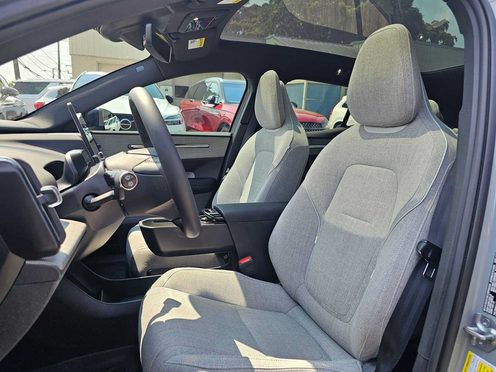 Certified 2025 Volvo EX30 Ultra AWD/4WD image 21