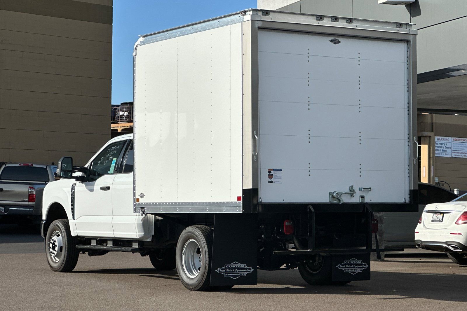 Used 2024 Ford F350 XLT w/ XLT Value Package AWD/4WD image 5