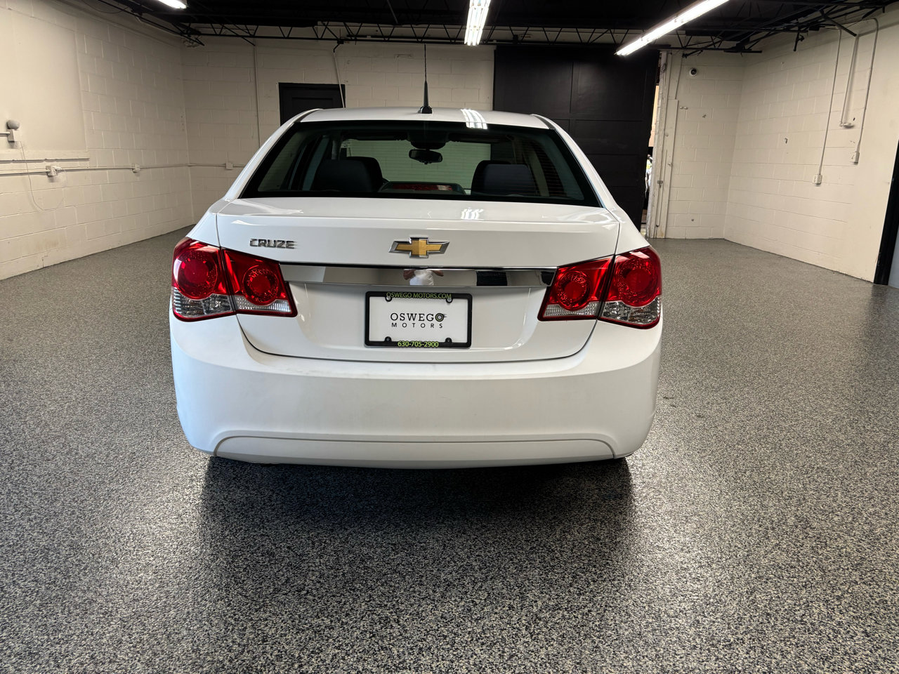 Used 2014 Chevrolet Cruze LS image 4