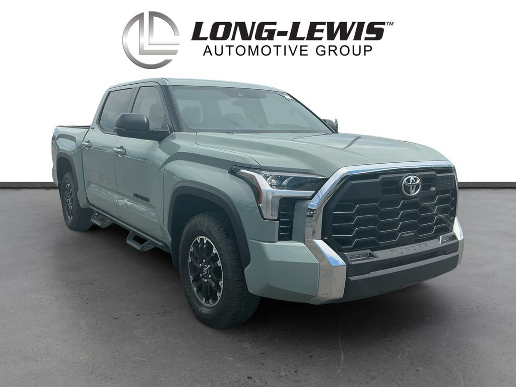 Used 2025 Toyota Tundra SR5 w/ TRD Off-Road Package AWD/4WD image 10