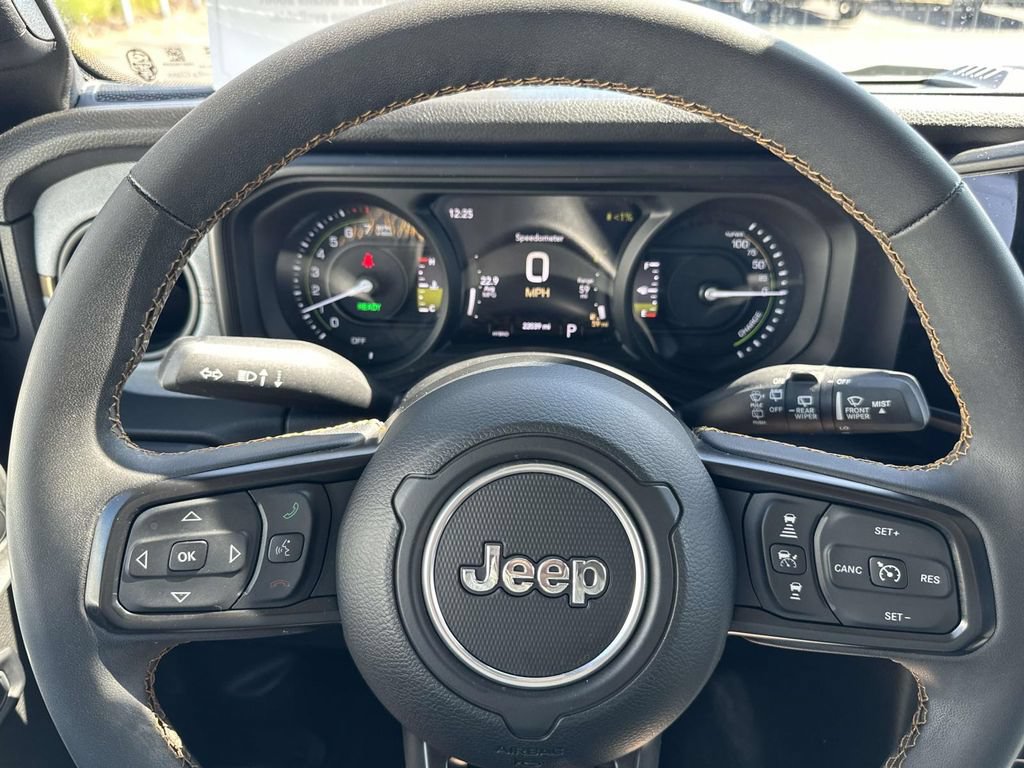 Used 2024 Jeep Wrangler Unlimited w/ Convenience Group AWD/4WD image 24