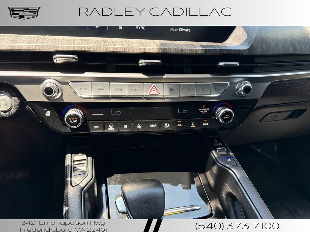 Used 2023 Kia Telluride EX w/ EX Captain's Chair Package AWD/4WD image 10