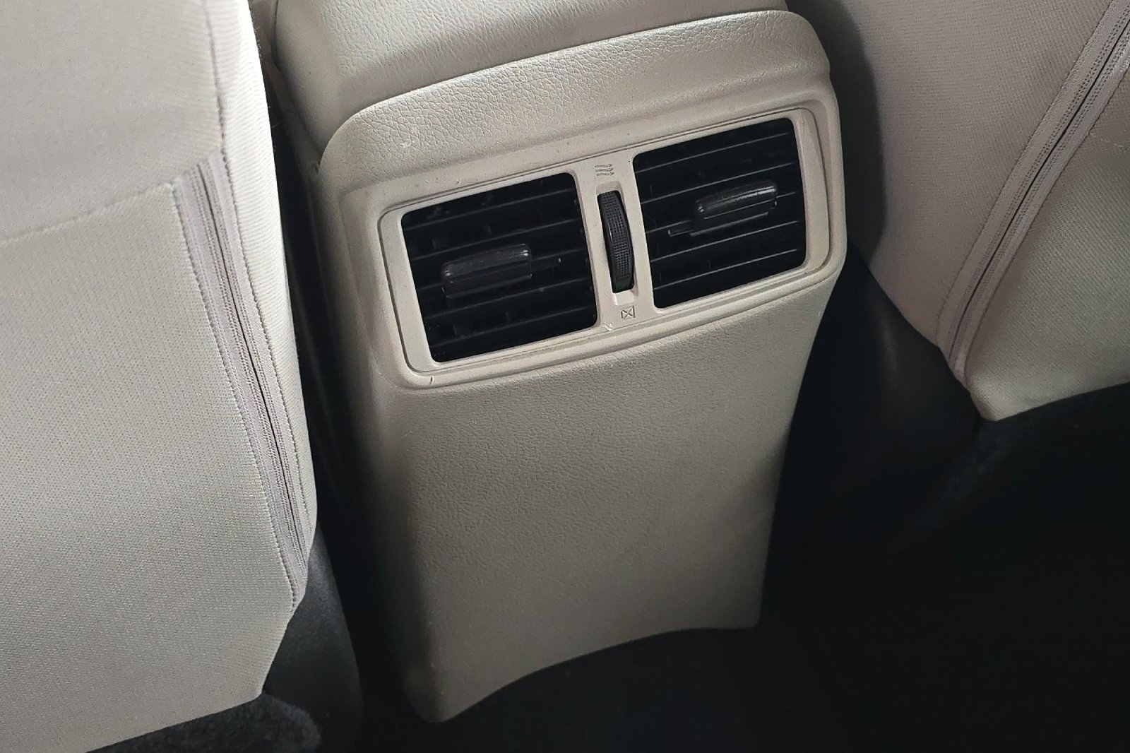 Used 2017 Nissan Rogue Sport SV image 17