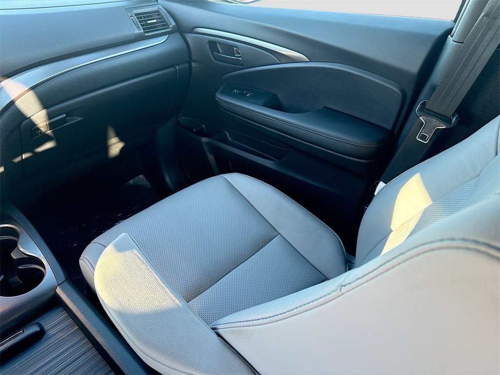 Used 2023 Honda Passport EX-L image 23