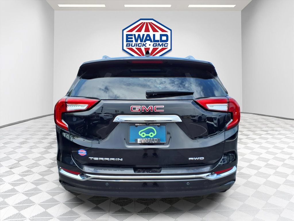 Certified 2024 GMC Terrain Denali w/ Denali Premium Package AWD/4WD image 6