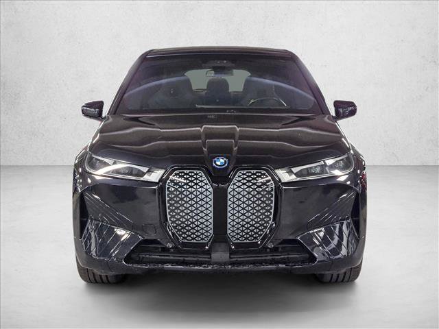 Certified 2024 BMW iX xDrive50 w/ Premium Package AWD/4WD image 2