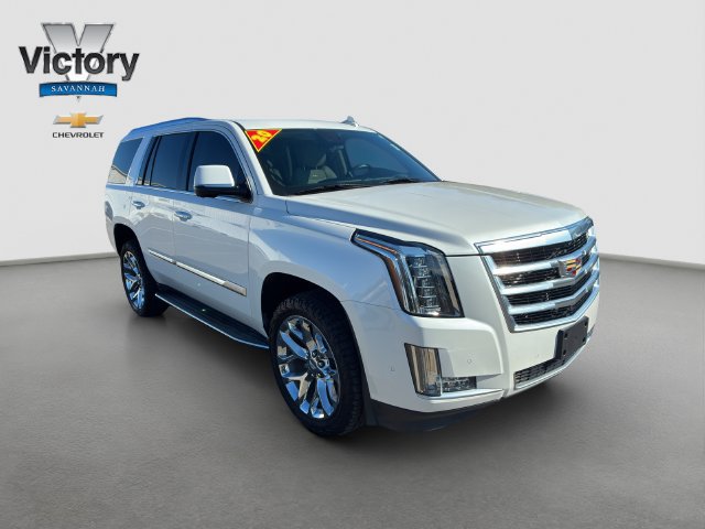 Certified 2020 Cadillac Escalade Luxury AWD/4WD image 9