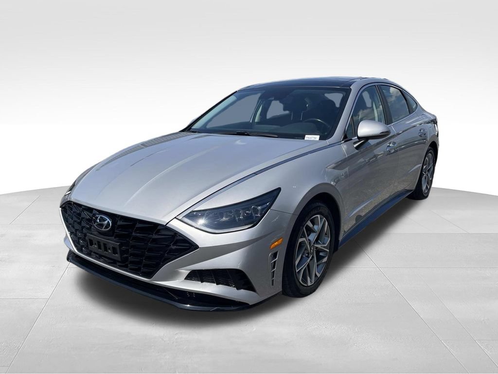 Used 2023 Hyundai Sonata SEL w/ Convenience Package FWD image 9