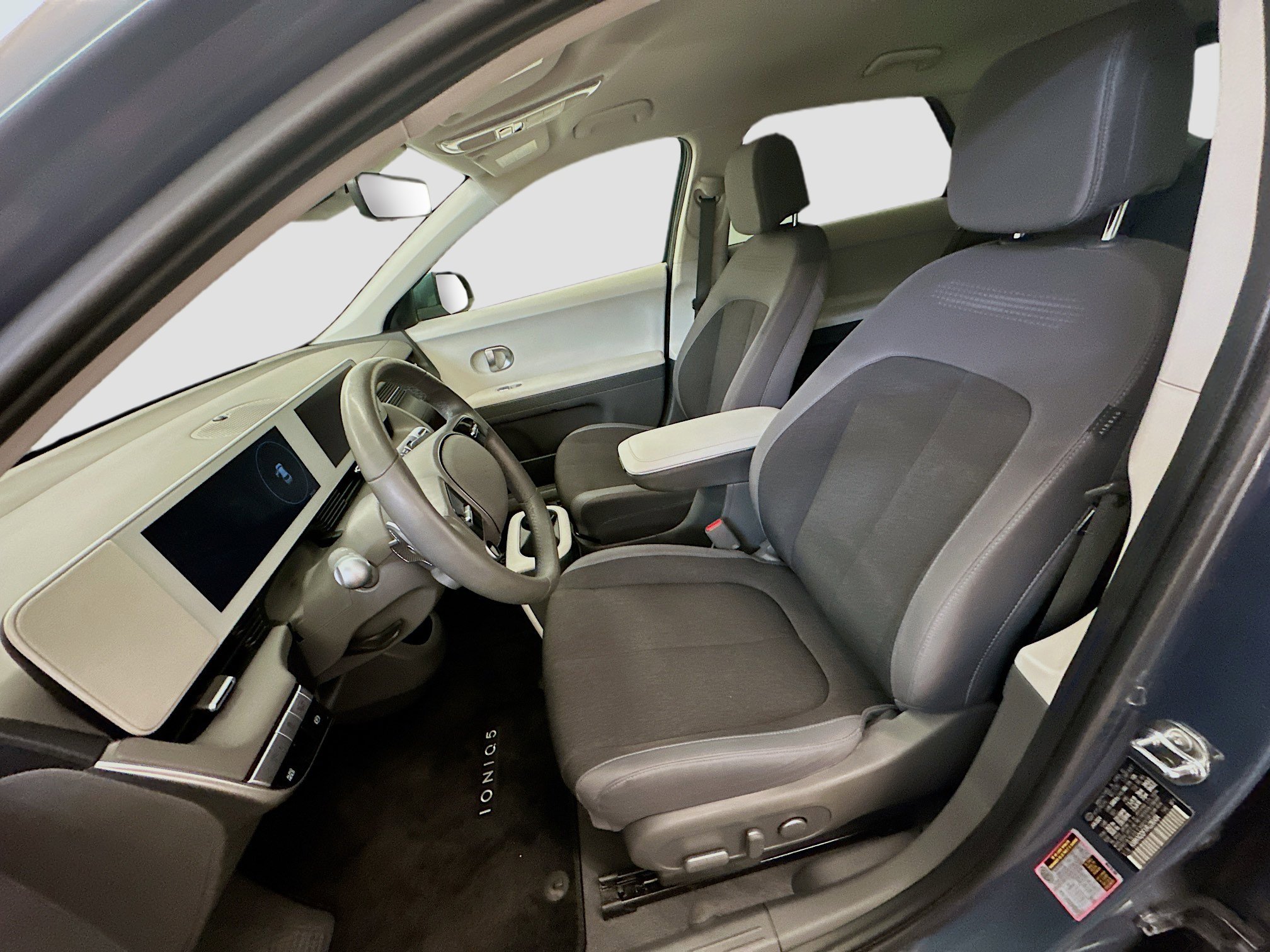 Used 2024 Hyundai Ioniq 5 SEL image 13