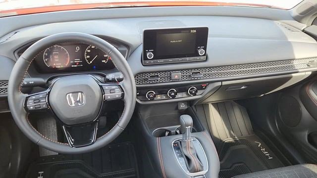 Used 2025 Honda HR-V Sport image 31