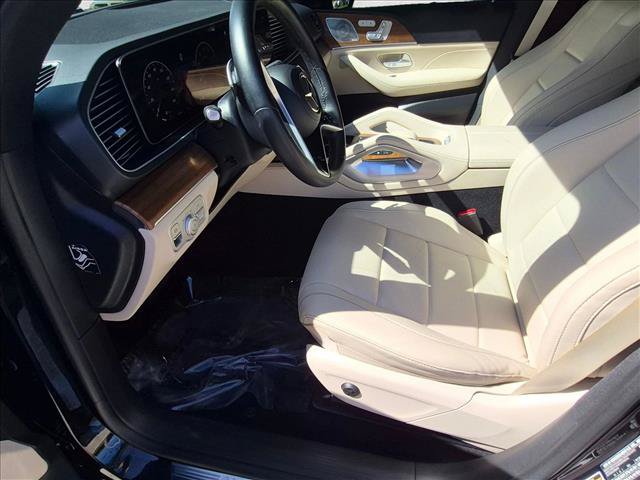 Used 2025 Mercedes-Benz GLE 450 4MATIC image 17