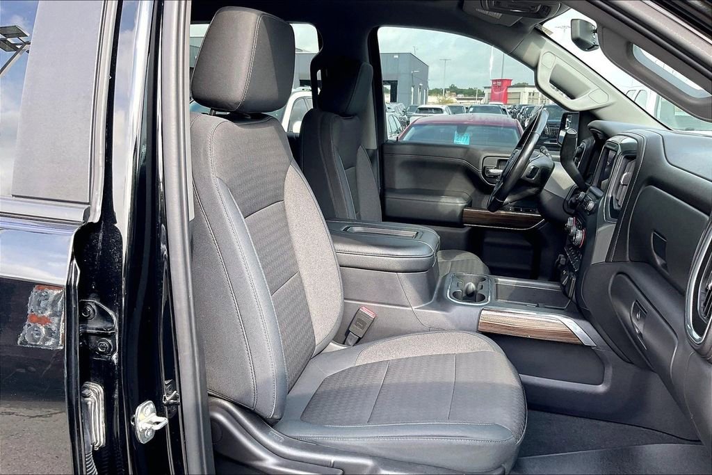 Used 2019 Chevrolet Silverado 1500 LT Trail Boss AWD/4WD image 10