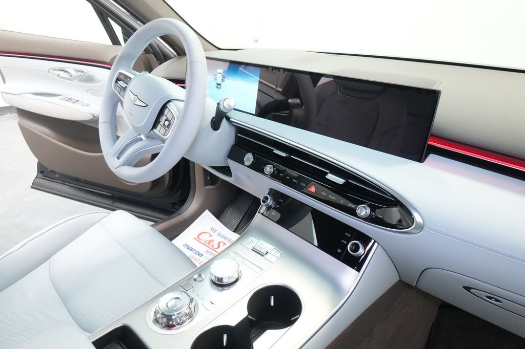New 2026 Genesis GV70 2.5T Advanced AWD/4WD image 32