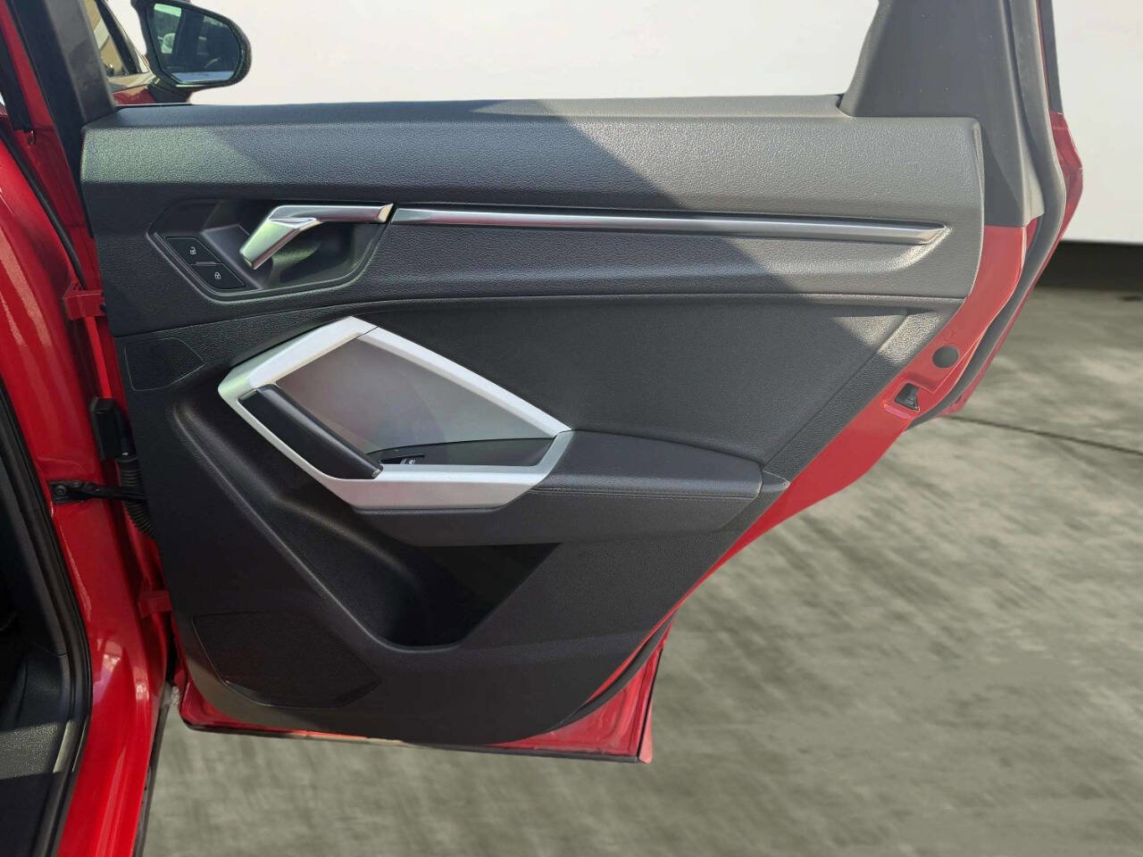 Used 2022 Audi Q3 2.0T Premium image 24