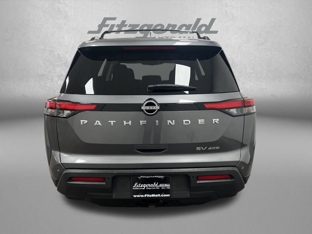 Used 2022 Nissan Pathfinder SV image 4