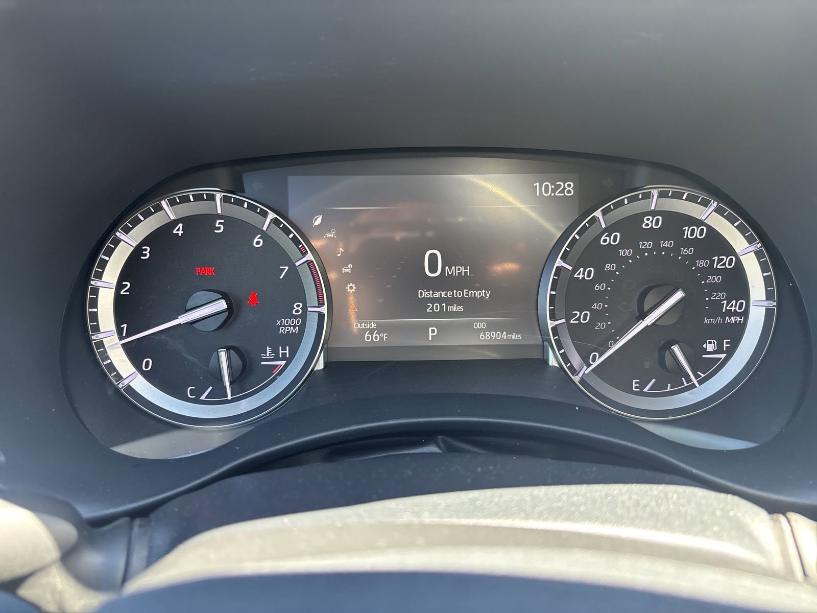 Used 2022 Toyota Highlander XSE FWD image 18