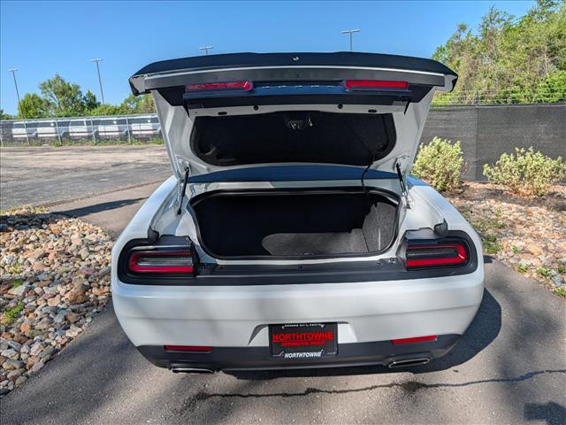Used 2019 Dodge Challenger SXT RWD image 17