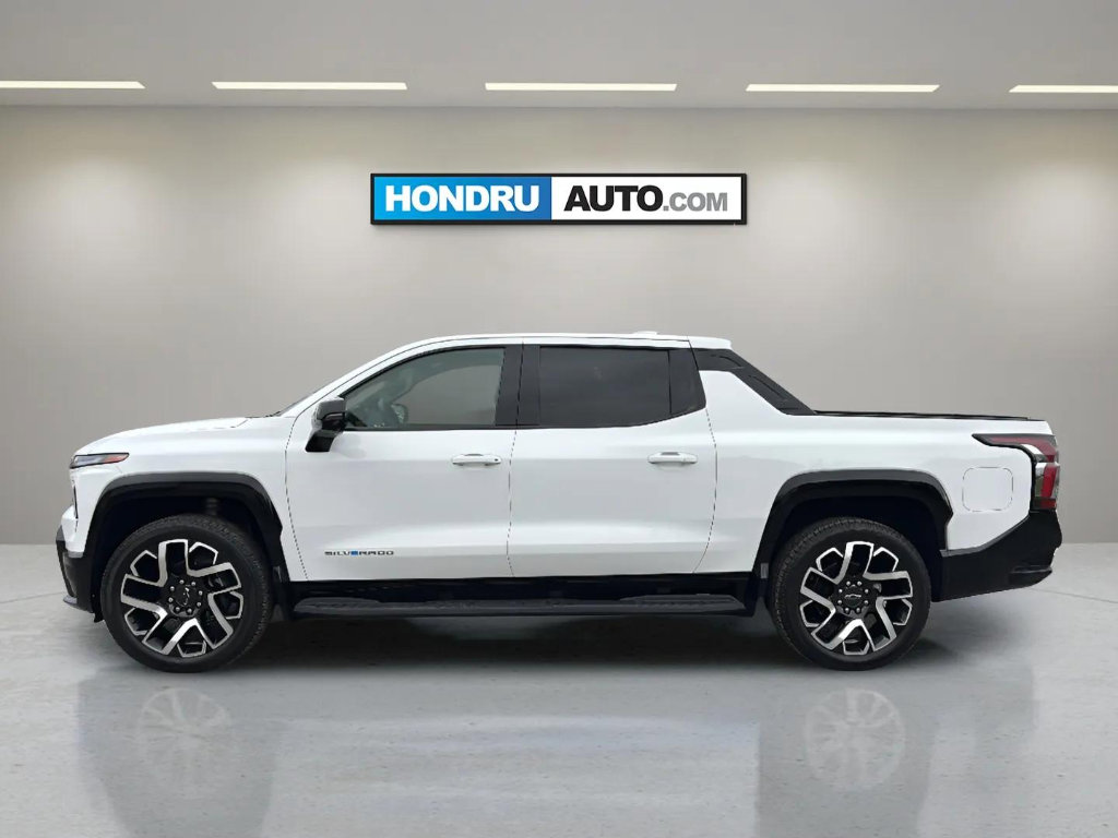 Used 2024 Chevrolet Silverado EV RST image 5