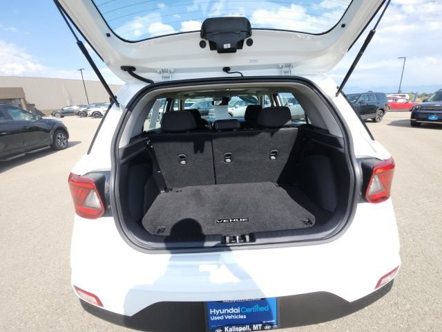 Used 2023 Hyundai Venue SEL FWD image 15