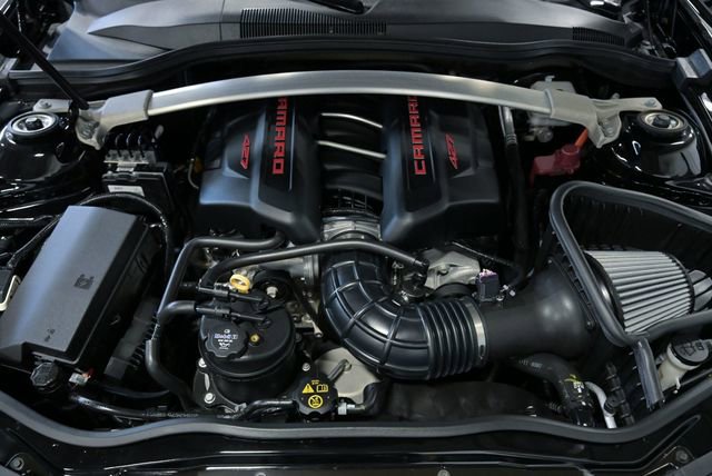 Used 2015 Chevrolet Camaro Z/28 RWD image 24