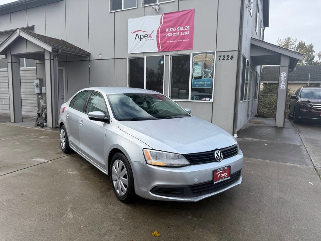 Used 2014 Volkswagen Jetta SE image 2