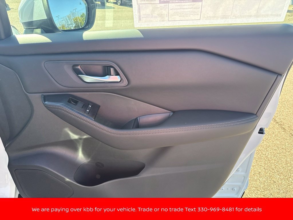 New 2027 Nissan Rogue SV AWD/4WD image 28