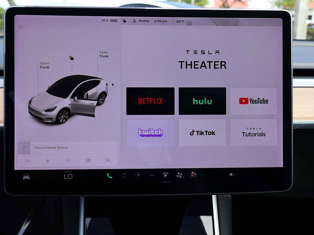 Used 2021 Tesla Model Y Long Range image 63