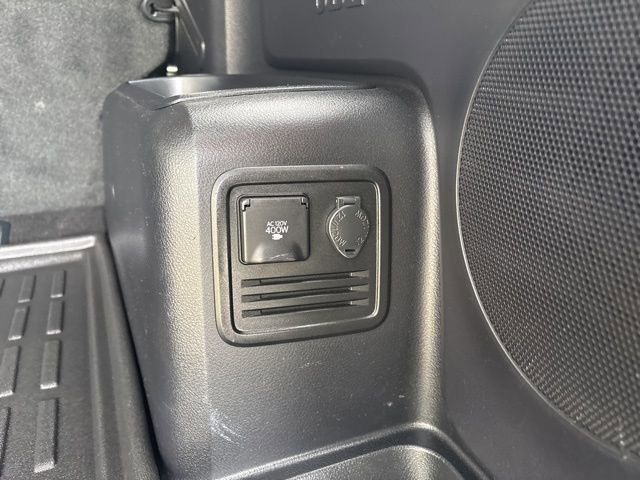 Used 2019 Toyota 4Runner Limited image 18